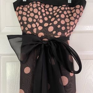 Kay Unger Black and pink polka dot dress 100% silk size 2